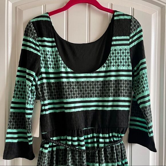 Love Reign Black/Mint Print 3/4 Sleeve Skater Midi Dress; SZ L; BNWT - Picture 8 of 10